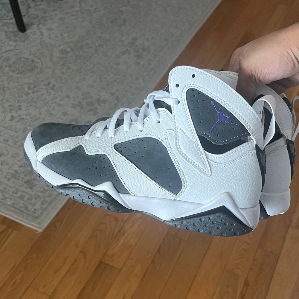 Jordan Sneakers White and Gray